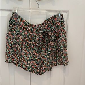 Juicy Couture size 0 Floral shorts
